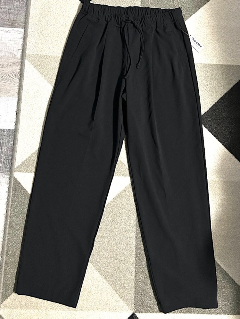 NWT Old Navy Black High Rise Billie Pull-on Ankle Pants Women's S
